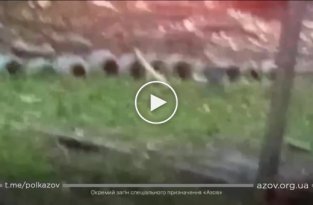 Защитники Мариуполя обнаружили и уже сожгли в городе российские танки с отметкой «V»