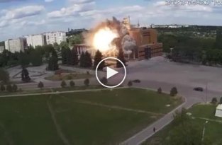 В Харькове одна ракета - попала в местный Дом культуры
