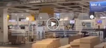 IKEA объявила распродажу товаров для своих сотрудников, в Химках работники магазина устроили мебельные баталии