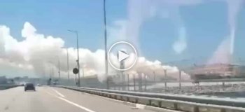 В сети появились фото клубов дыма в районе съезда с Крымского моста