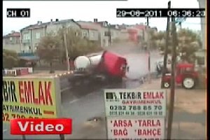 Лобовое столкновение в Турции