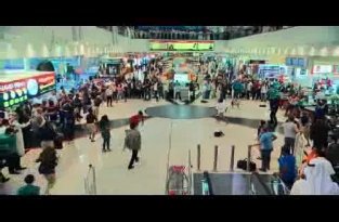 Флешмоб в аэропорту Дубаи